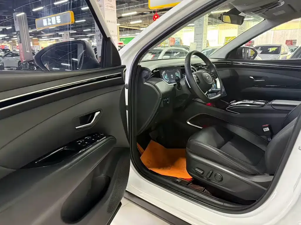 Hyundai Tucson 2022 из CN, фото 7