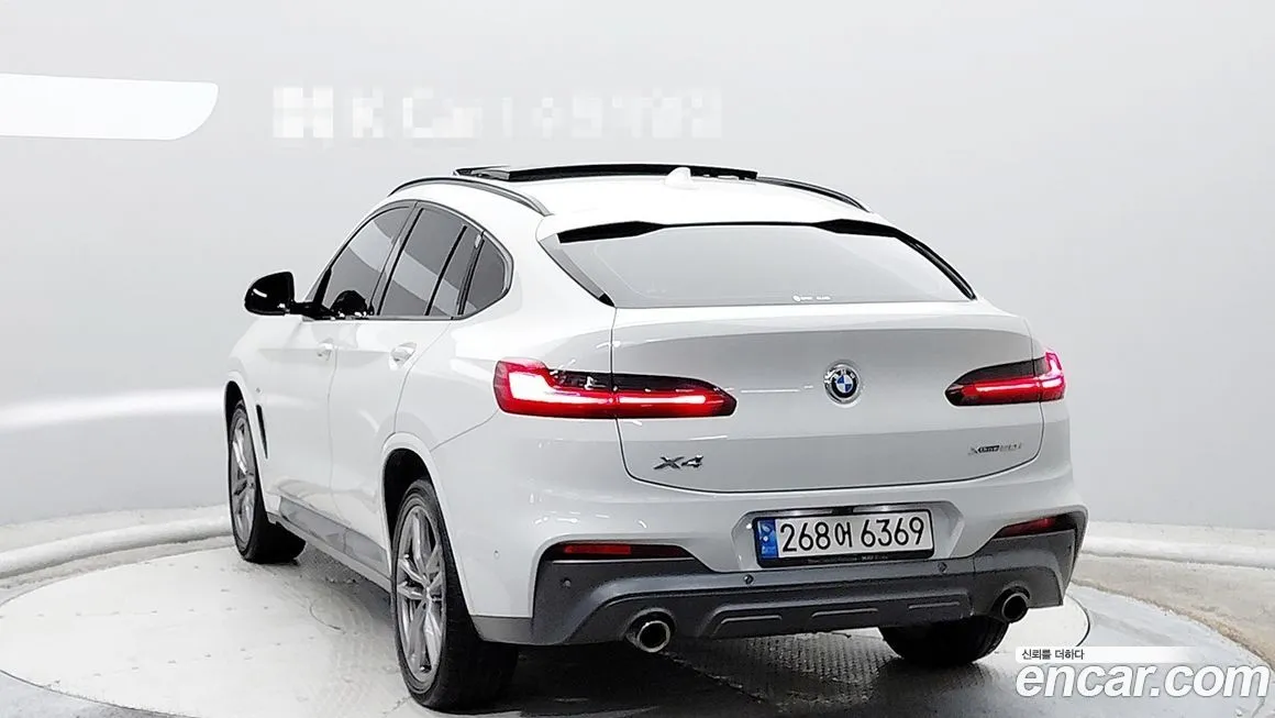 BMW X4 — фото 7