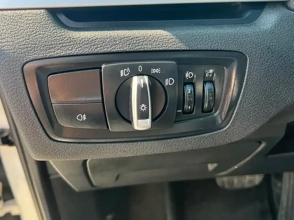 BMW X1 2021 из CN, фото 3