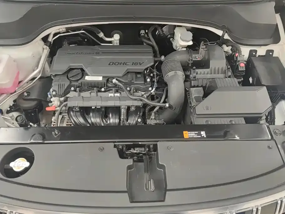 Kia Sportage 2023 из CN, фото 2