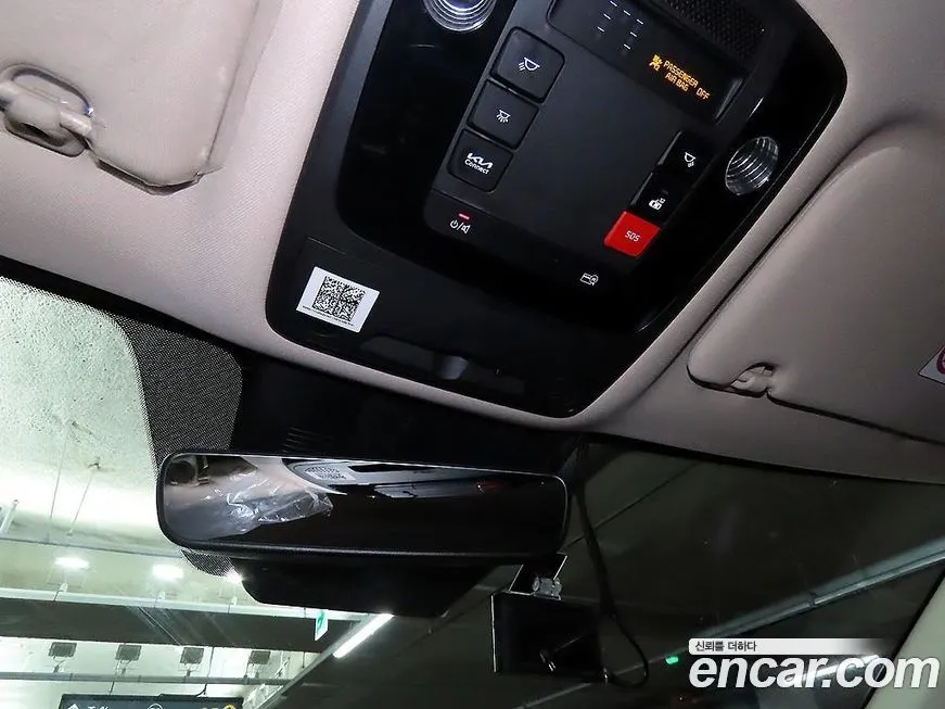 Kia Carnival — фото 10