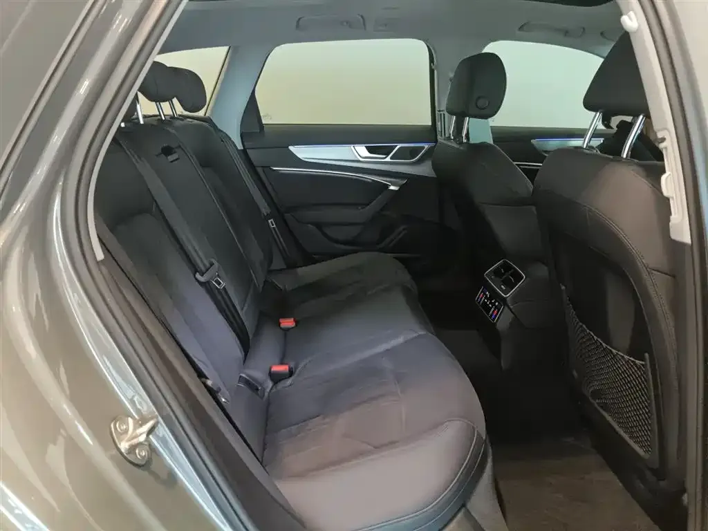 Audi A6 (Import) 2023 из CN, фото 4