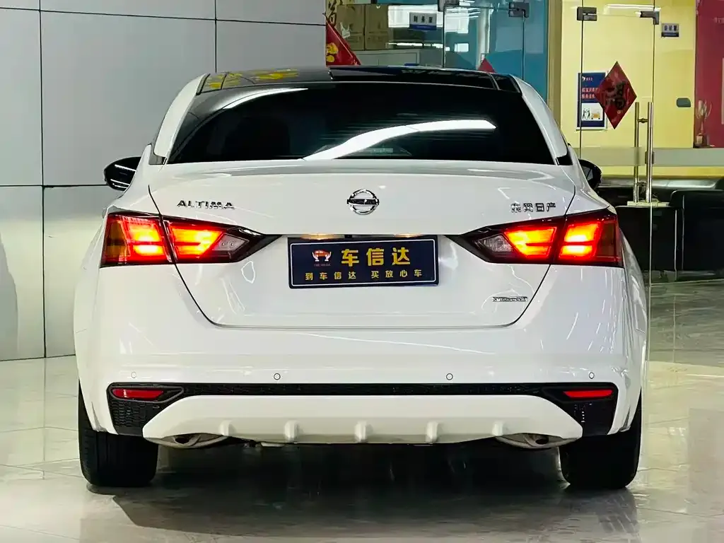 Nissan Teana 2022 из CN, фото 2