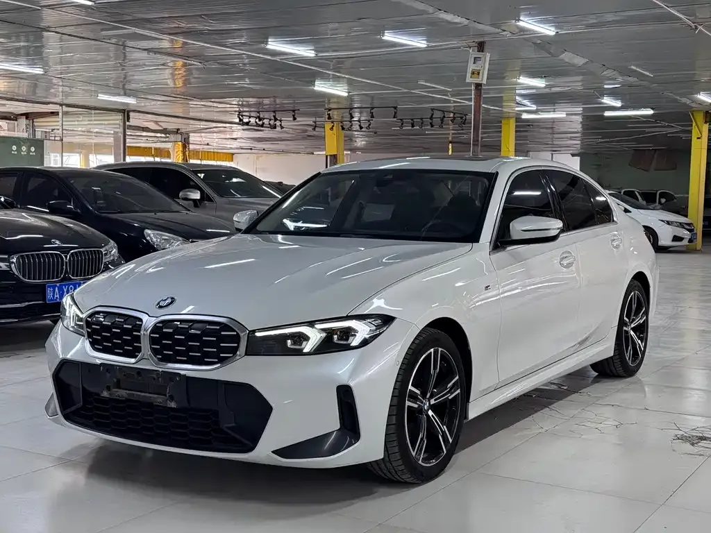 BMW 3 Series — фото 1
