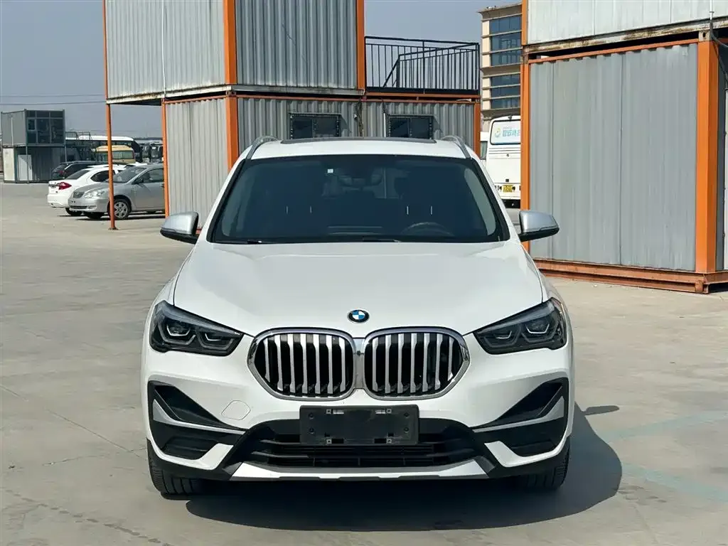 BMW X1 — фото 2