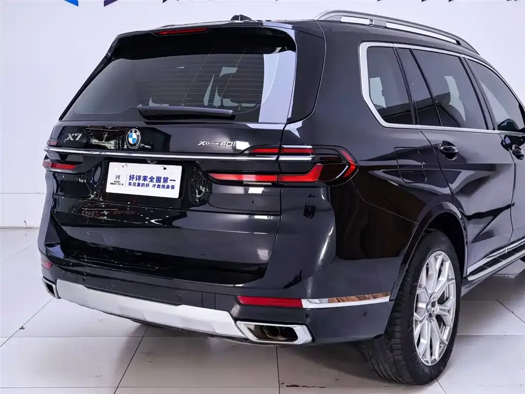 BMW X7 — фото 7