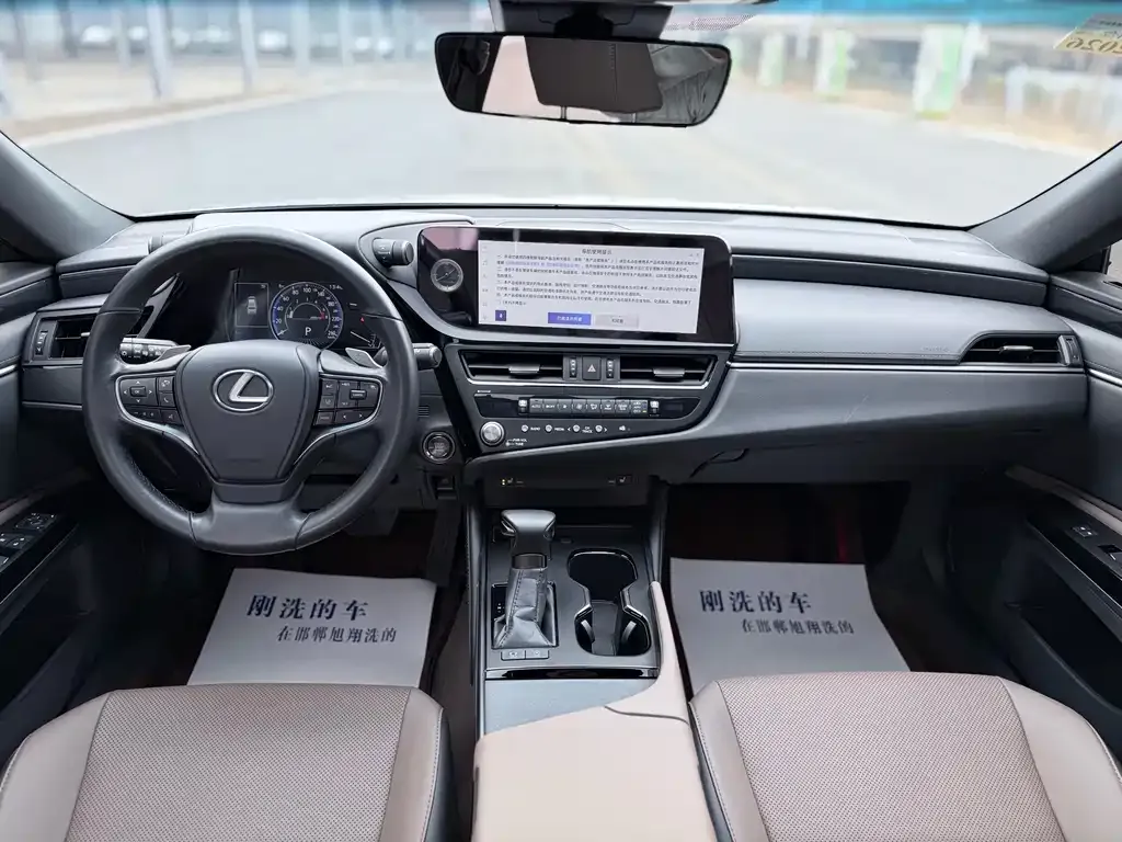 Lexus ES 2024 из CN, фото 9