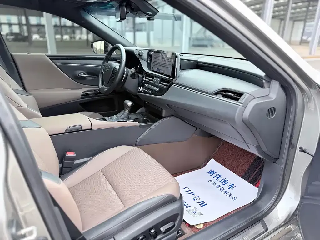 Lexus ES 2024 из CN, фото 7
