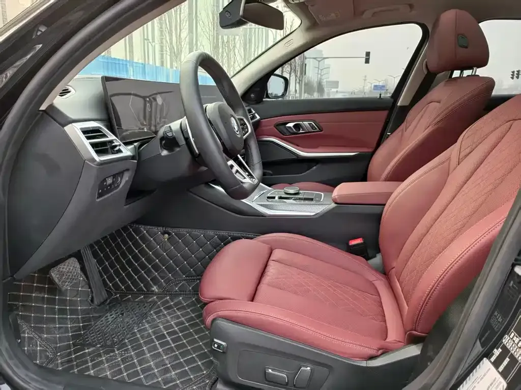 BMW 3 Series 2025 из CN, фото 3