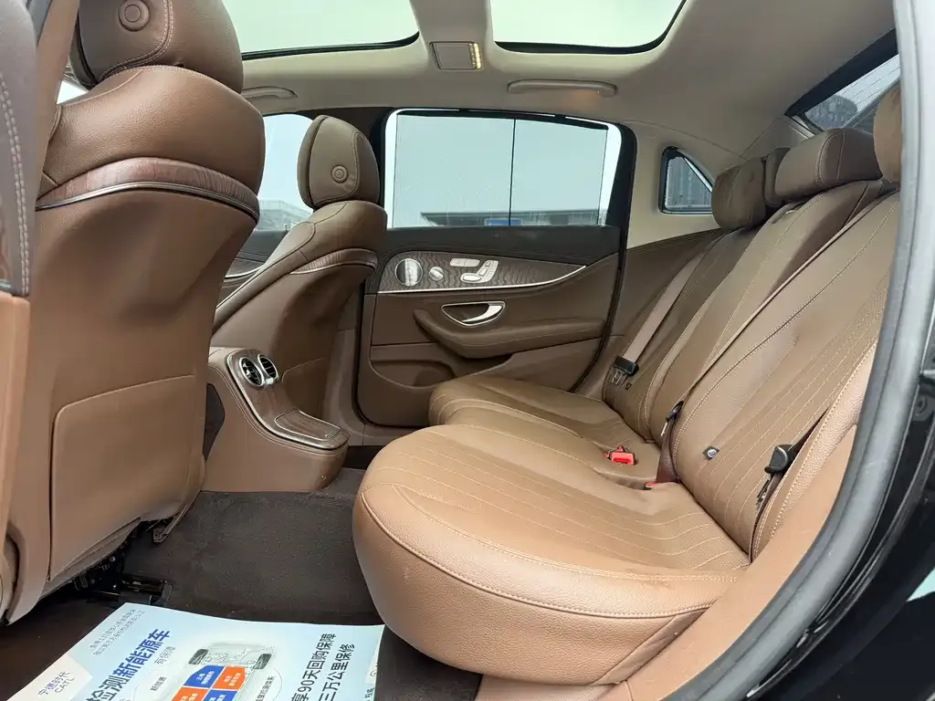 Mercedes-Benz E-Class 2021 из CN, фото 2