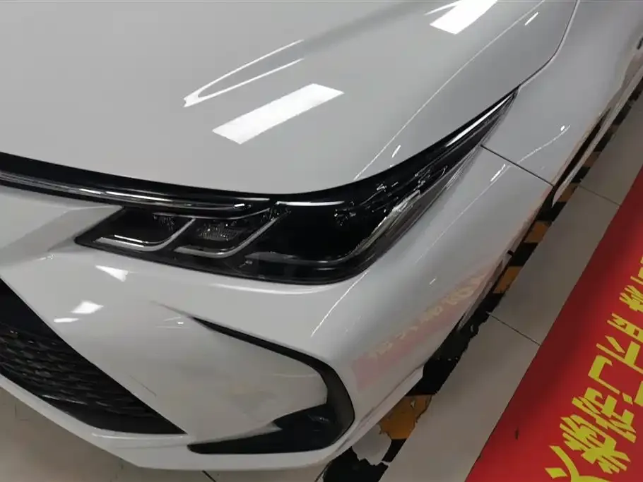 Toyota Corolla 2023 из CN, фото 2