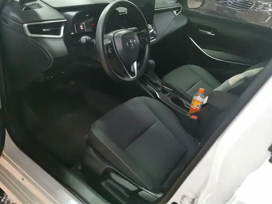 Toyota Corolla 2023 из CN, фото 8