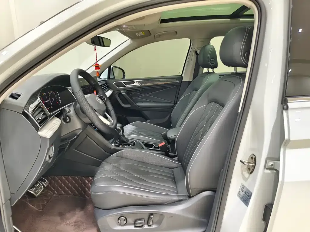Volkswagen Tiguan L 2023 из CN, фото 6