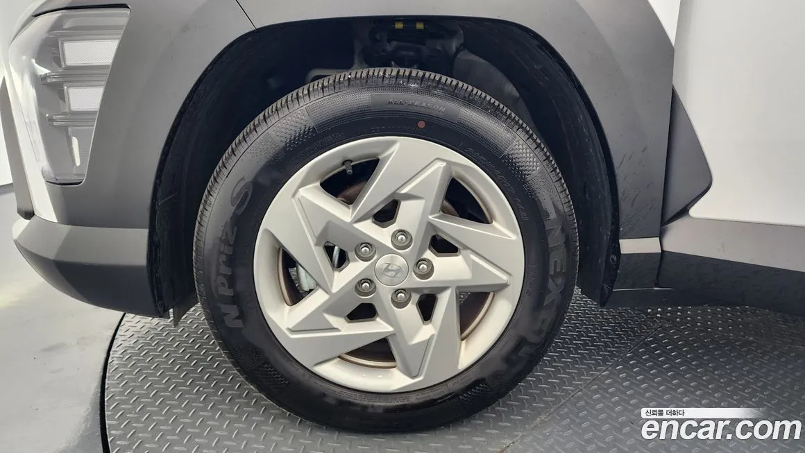 Hyundai Kona 2023 из KR, фото 5