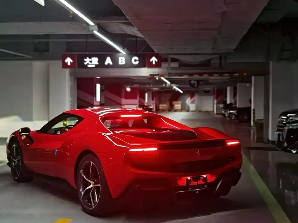 Ferrari 296 2023 из CN, фото 3