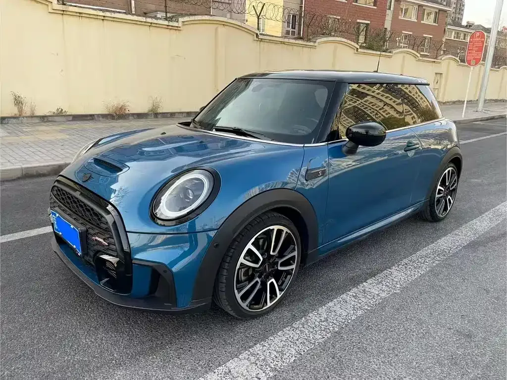 MINI Cooper (3-door) 2022 из CN, фото 1