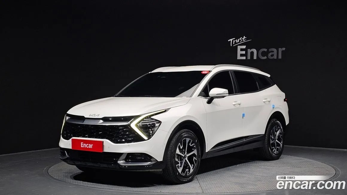 Kia Sportage — фото 1