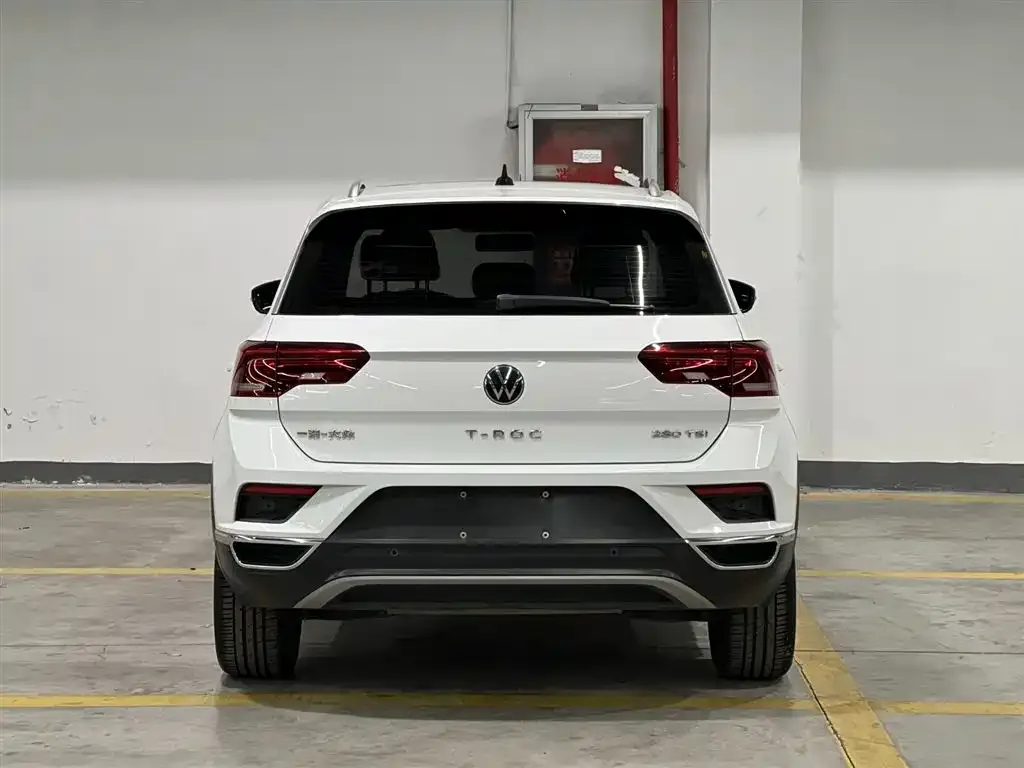 Volkswagen T-Roc — фото 4