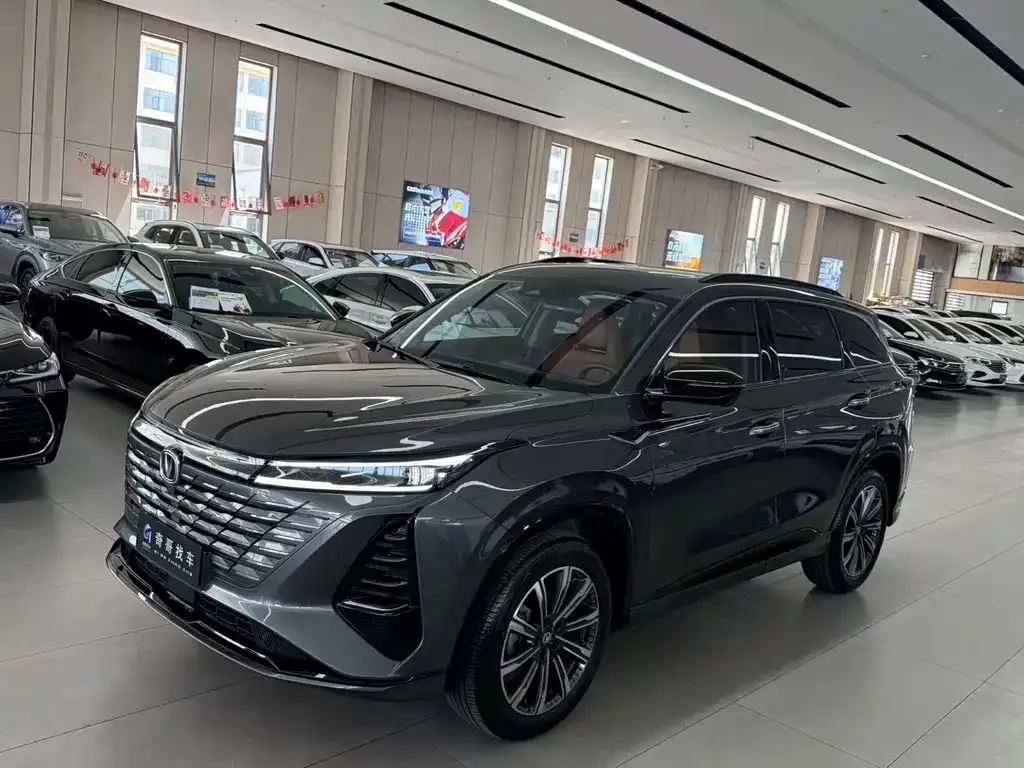 Changan CS75PLUS — фото 2