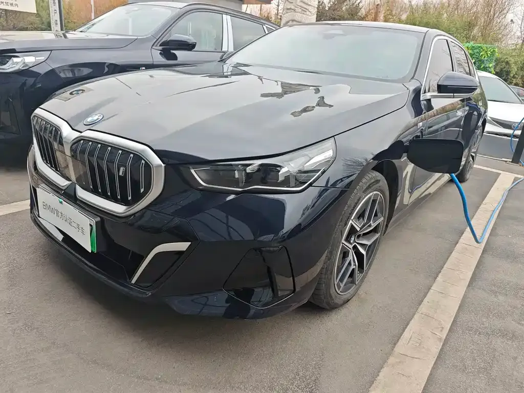 BMW i5 2025 из CN, фото 1
