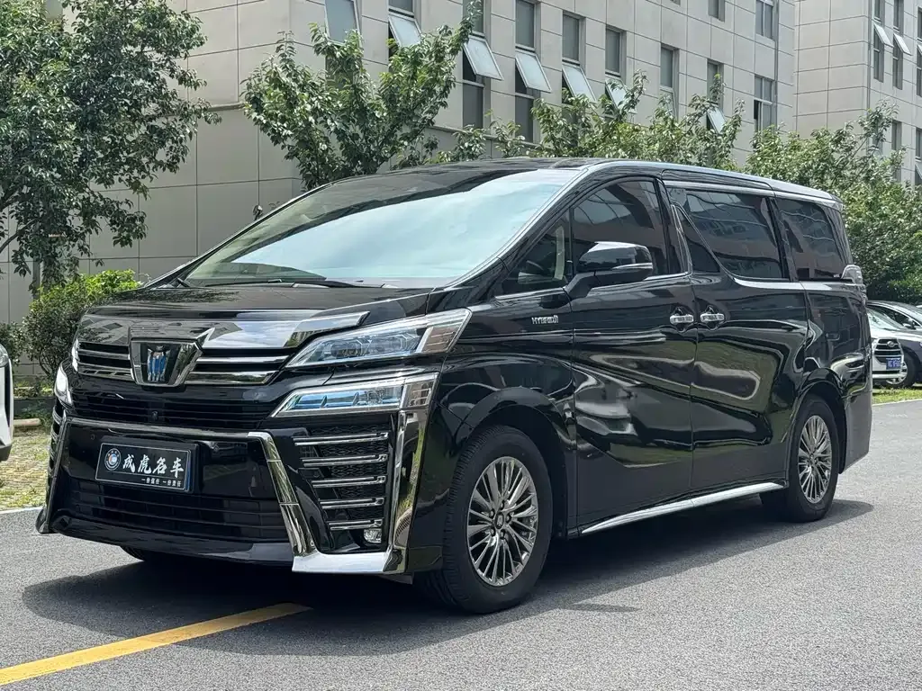 Toyota Vellfire 2022 из CN, фото 1