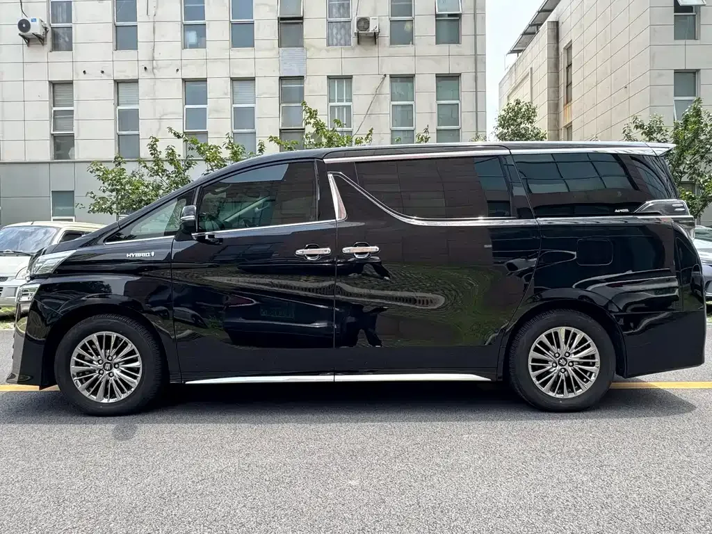 Toyota Vellfire 2022 из CN, фото 6