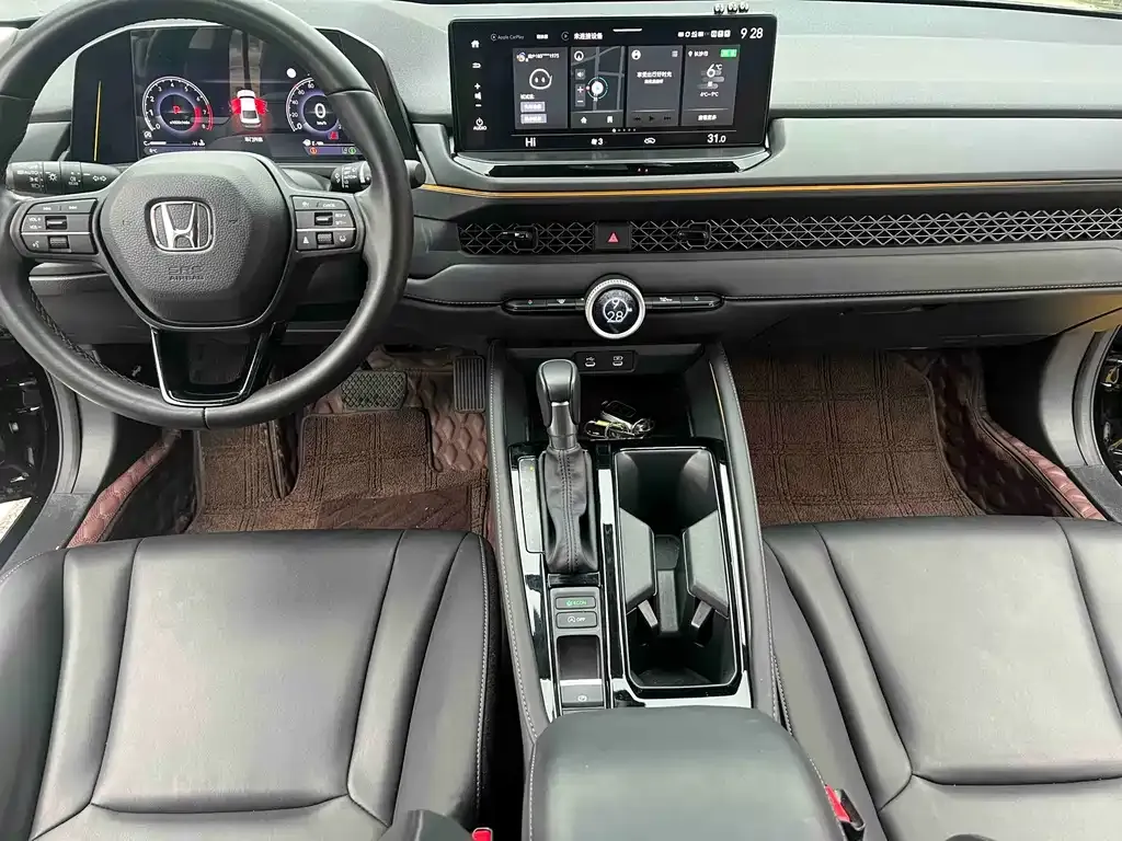 Honda Accord — фото 7
