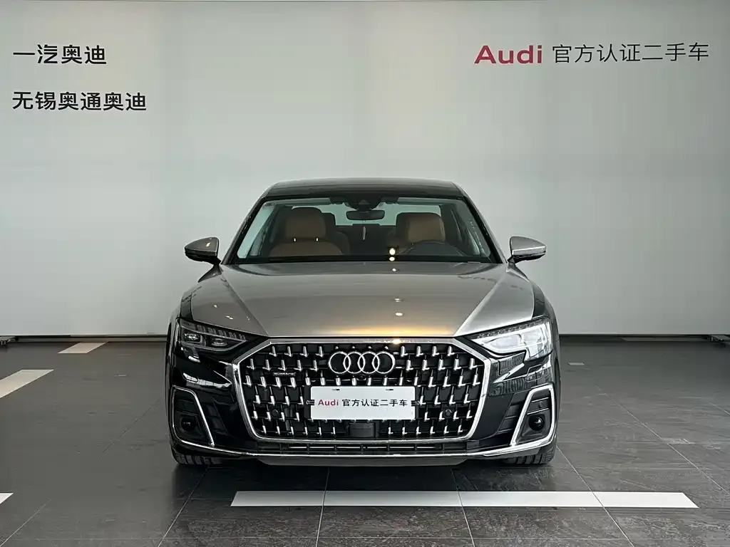 Audi A8 — фото 5