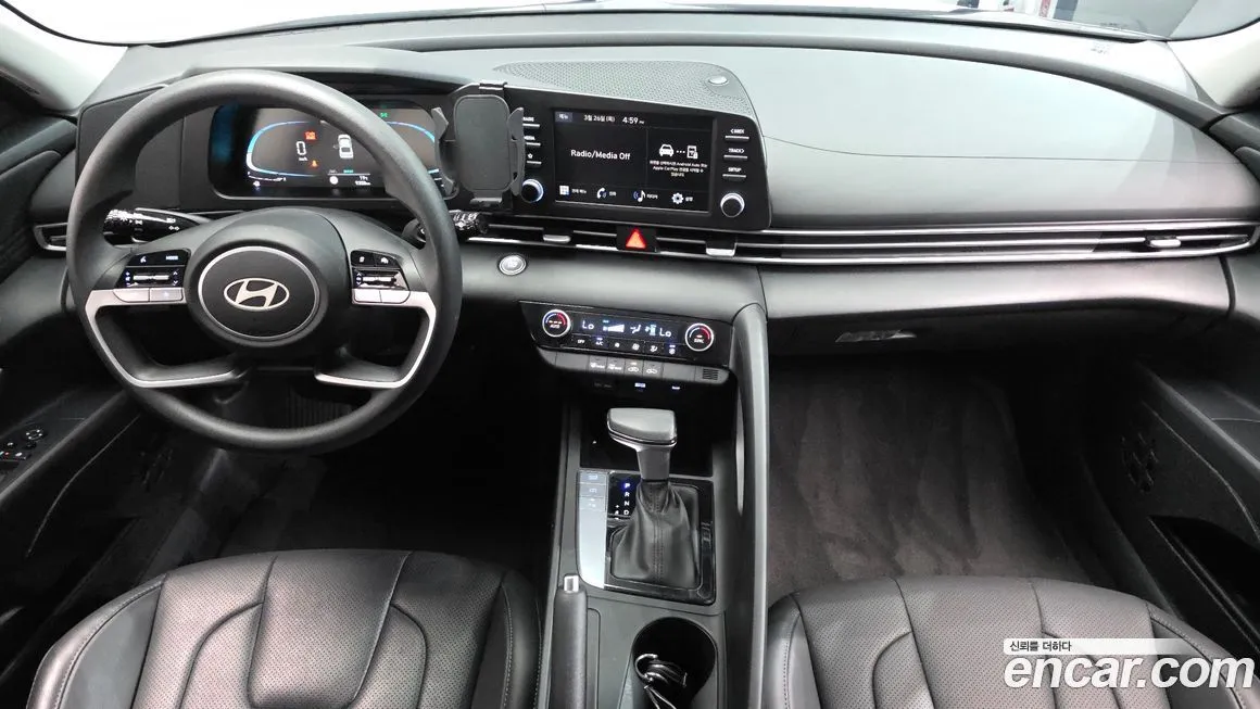 Hyundai AVANTE — фото 9