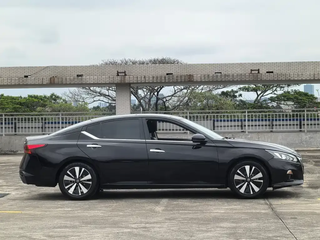 Nissan Teana 2022 из CN, фото 8