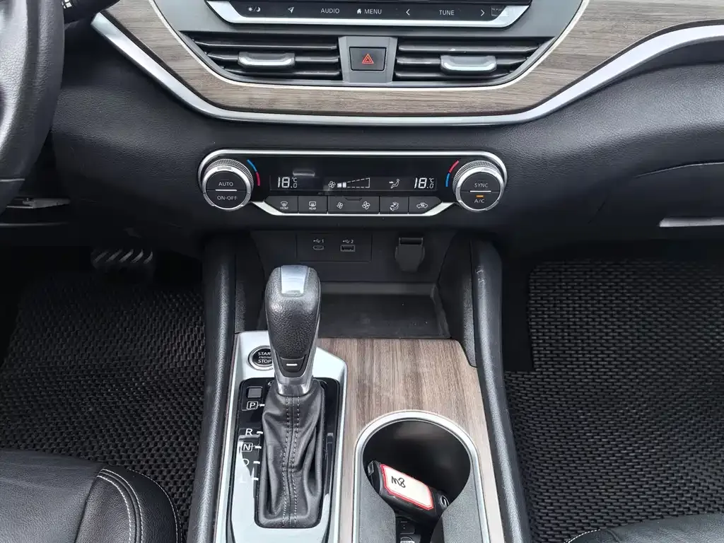Nissan Teana 2022 из CN, фото 10