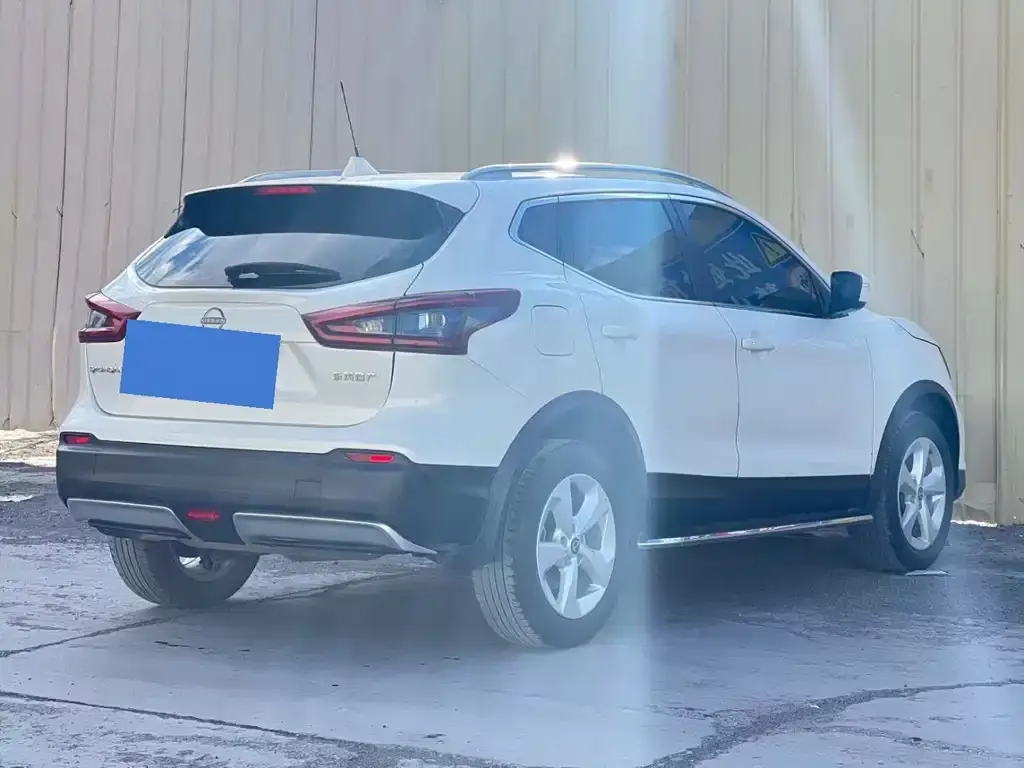 Nissan Qashqai — фото 2