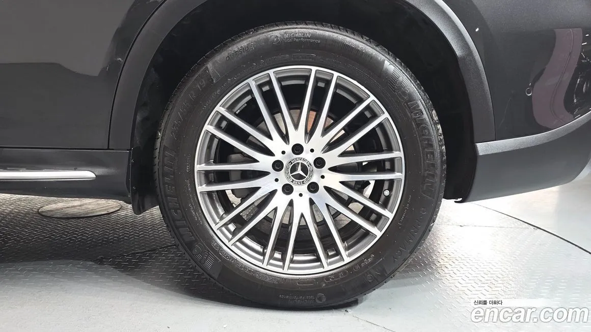 Mercedes-Benz GLC-Class 2025 из KR, фото 3