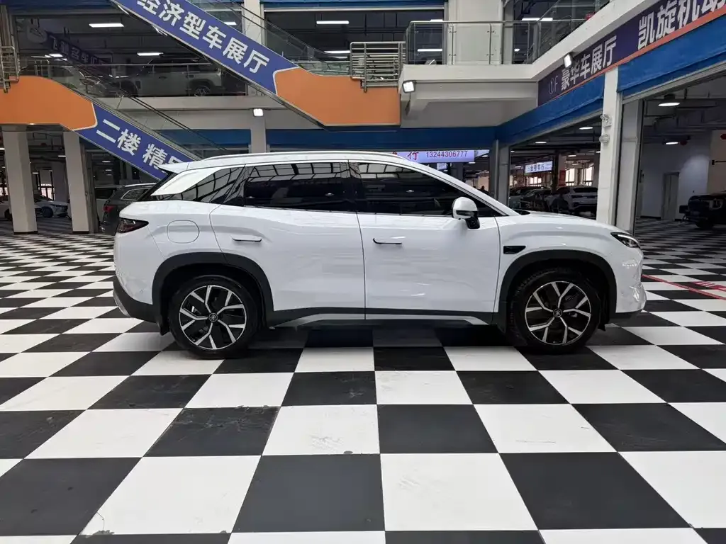 BYD L DM-i 2025 из CN, фото 8