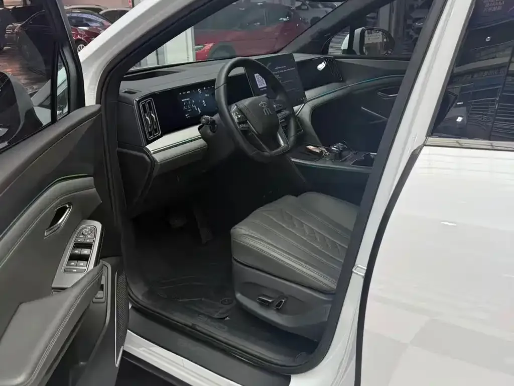 BYD L DM-i 2025 из CN, фото 3