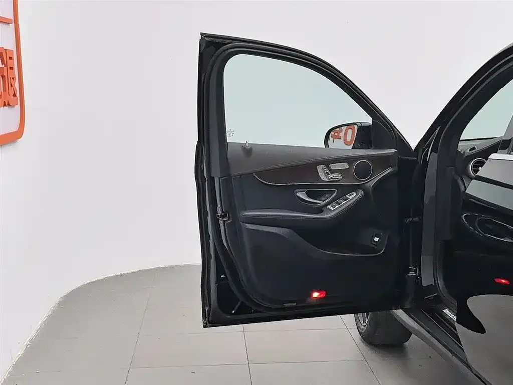 Mercedes-Benz GLC 2022 из CN, фото 8