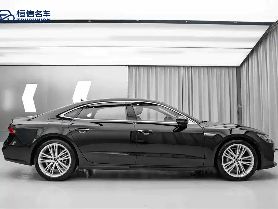 Audi A7L — фото 4