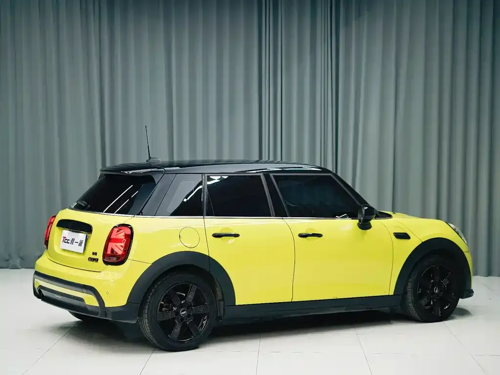 MINI Cooper (3-door) 2022 из CN, фото 6