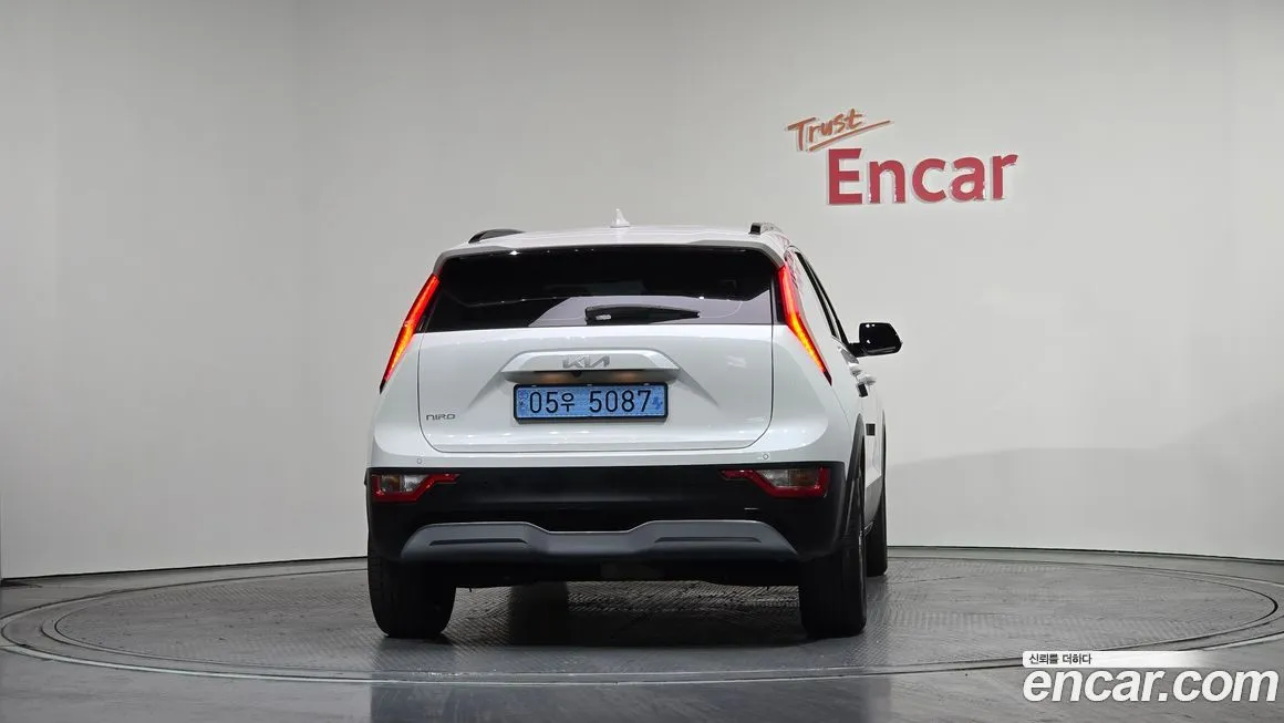 Kia Niro 2023 из KR, фото 6