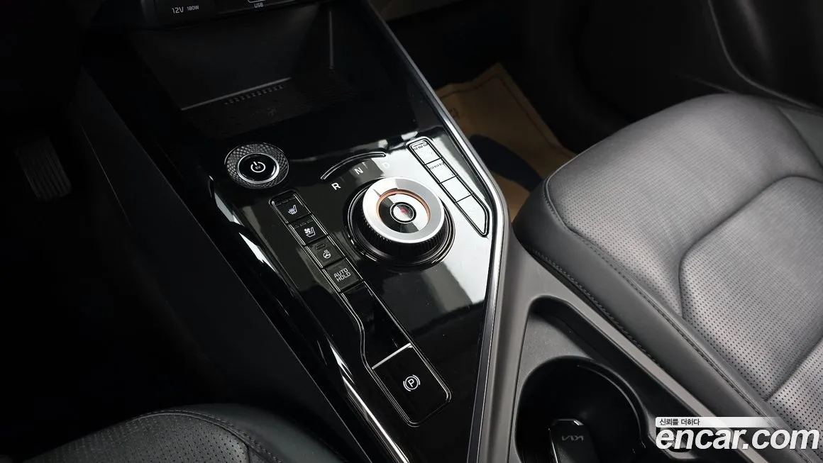 Kia Niro 2023 из KR, фото 2
