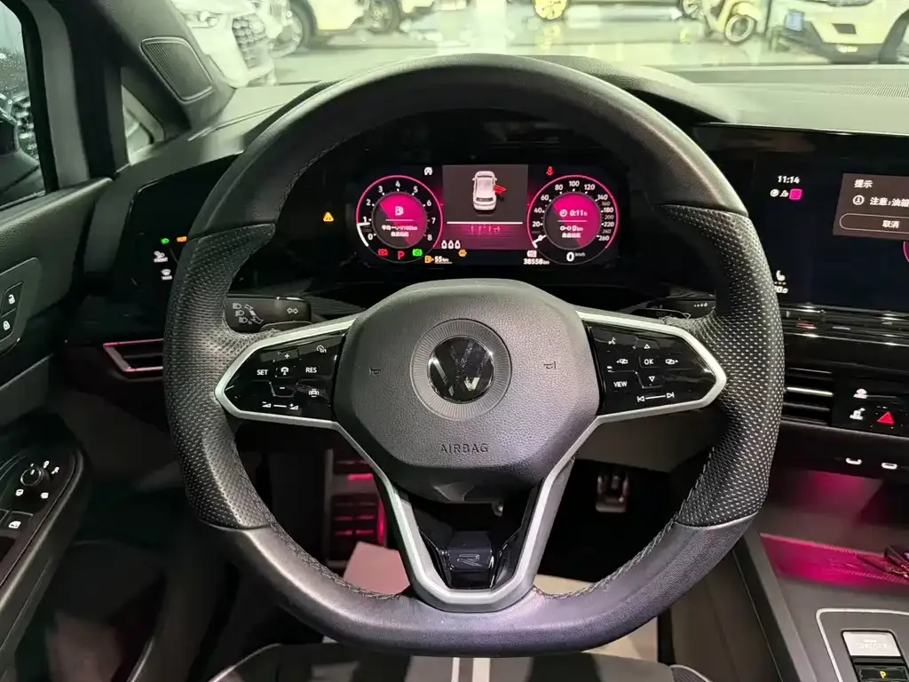Volkswagen Golf 2022 из CN, фото 10