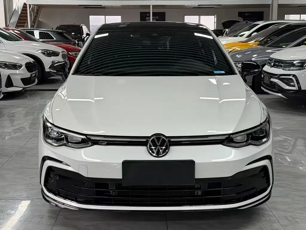 Volkswagen Golf 2022 из CN, фото 6