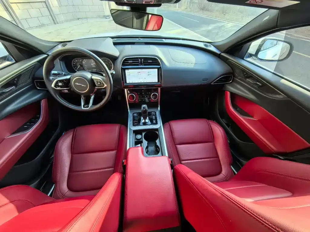 Jaguar XEL 2021 из CN, фото 4
