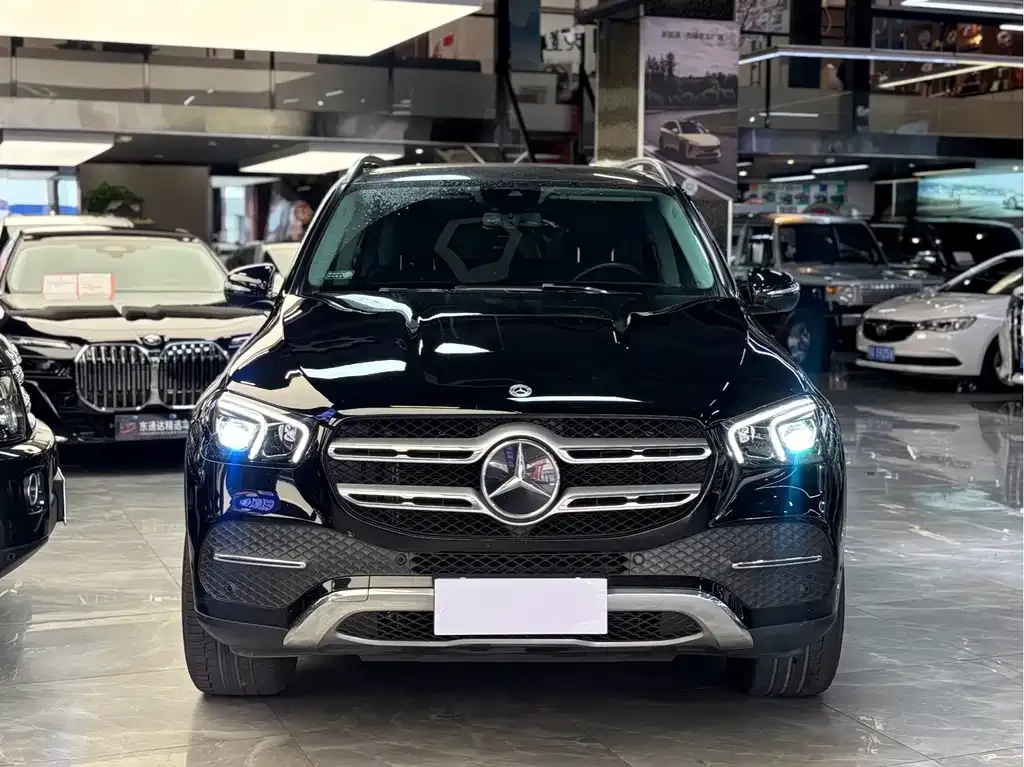 Mercedes-Benz GLE — фото 8