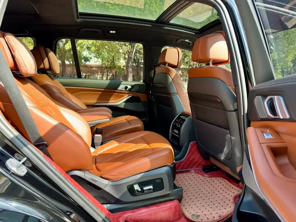 BMW X7 2021 из CN, фото 2