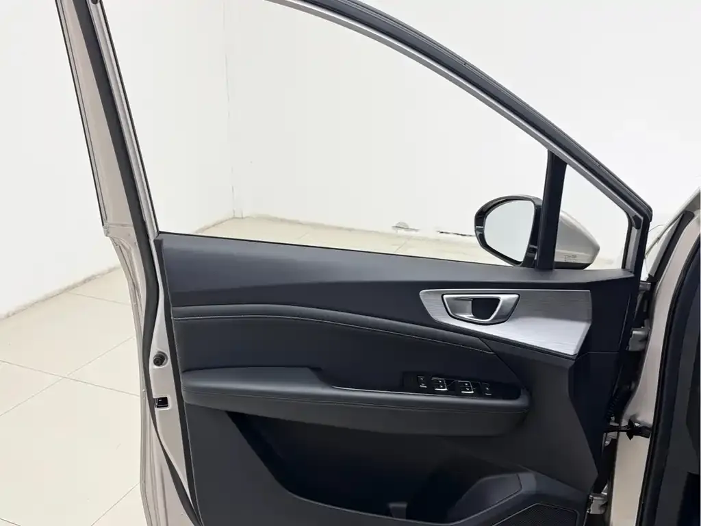 Wuling Jiachen 2022 из CN, фото 6