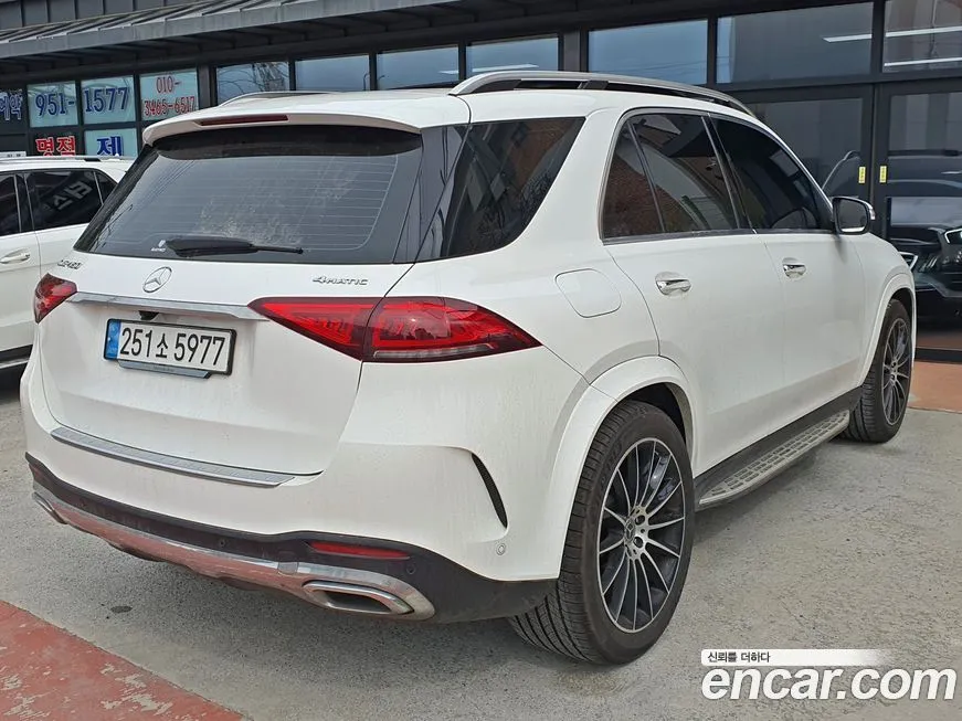 Mercedes-Benz GLE-Class — фото 9