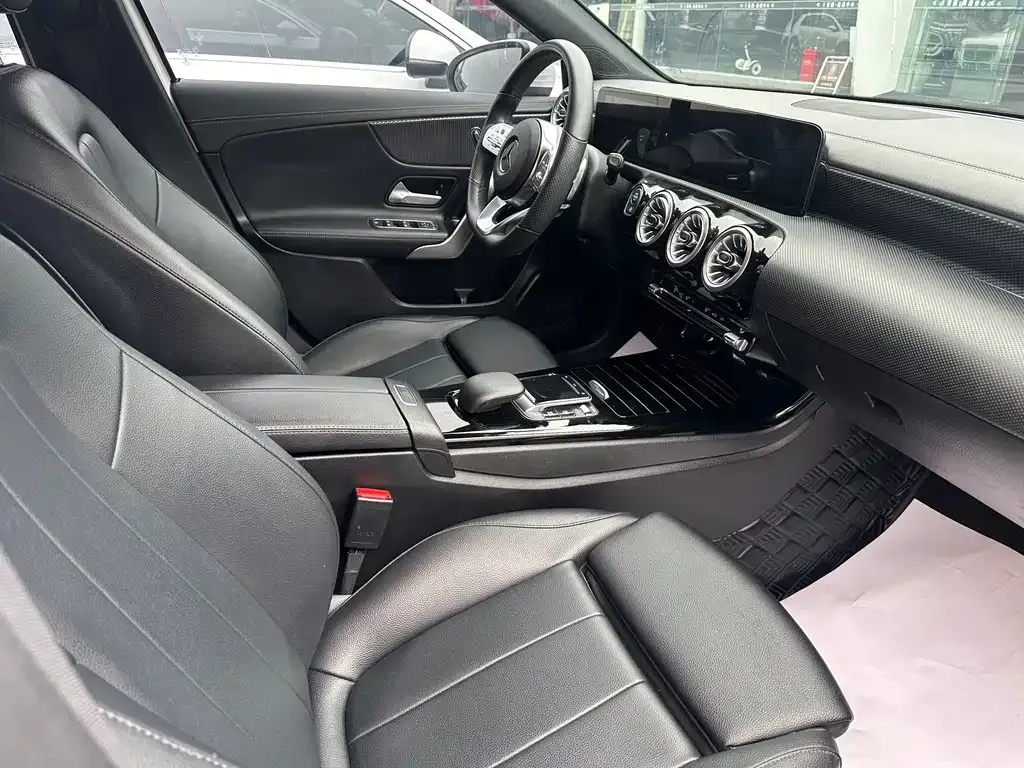 Mercedes-Benz A-Class 2022 из CN, фото 9