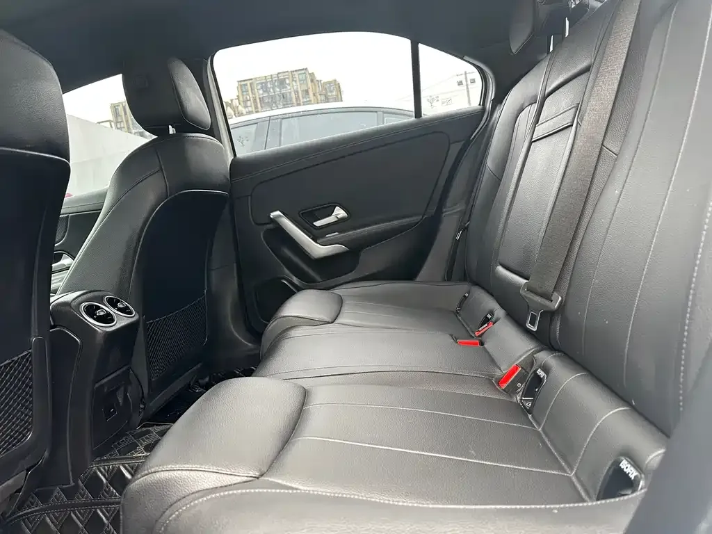 Mercedes-Benz A-Class 2022 из CN, фото 2