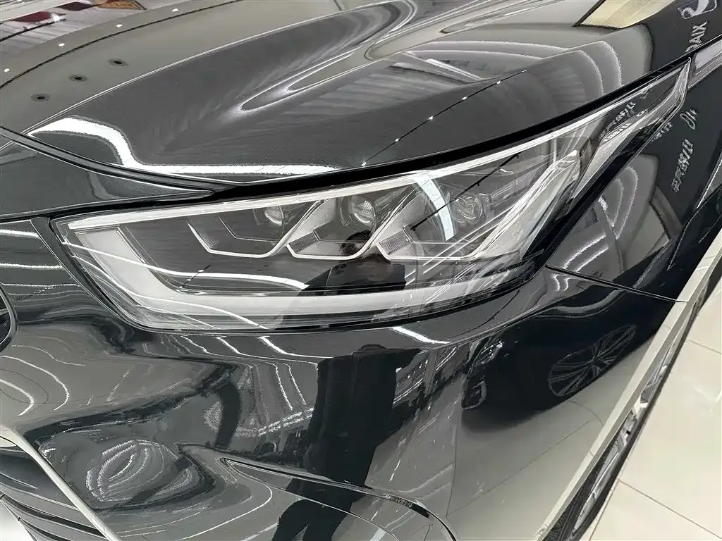 Toyota Crown Kluger 2025 из CN, фото 10